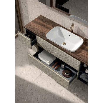 Composition de Saturne 114 Oltrebagno