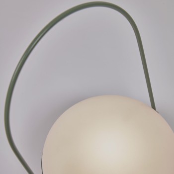 Lampe de table à thé en polyéthylène et métal avec finition polyéthylène et métal