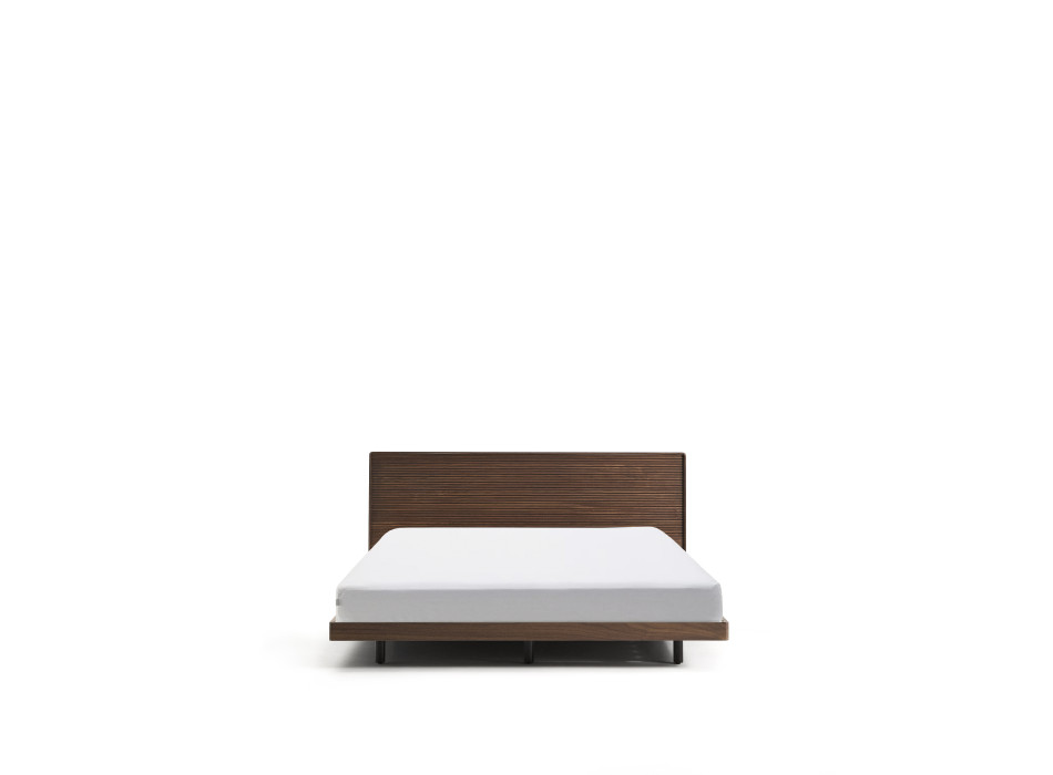 Lit Norlen en placage noyer finition foncée avec éclairage LED pour matelas 180 x 200 cm, certifié FSC Mix Credit