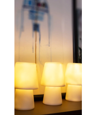 N.1 Micro USB-C 32608 Design 8 saisons