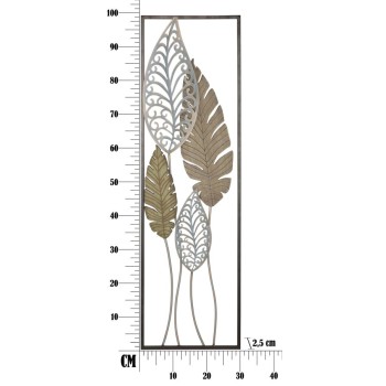 FEUILLES EN FER ET PANNEAUX DE BOIS -B-