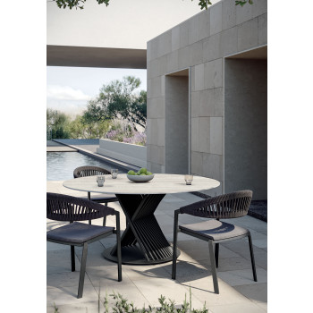 Poussez votre chaise de salle à manger