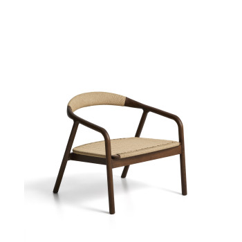 Fauteuil Derile en chêne massif finition noyer et cordelette en papier beige certifiée FSC Mix