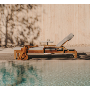 Chaise longue Sonsaura en bois massif d'eucalyptus FSC 100%