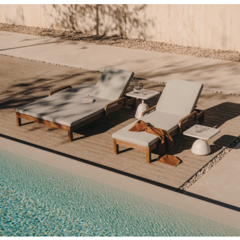 Chaise longue Sonsaura en bois massif d'eucalyptus FSC 100%