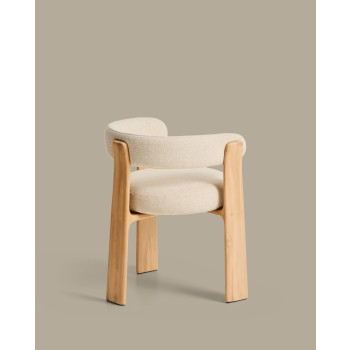 Chaise d'extérieur beige à 3 pieds en granit, avec pieds en teck massif finition naturelle certifiée FSC 100%.