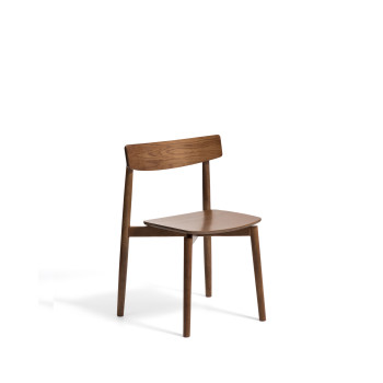 Chaise Evera en placage chêne avec finition