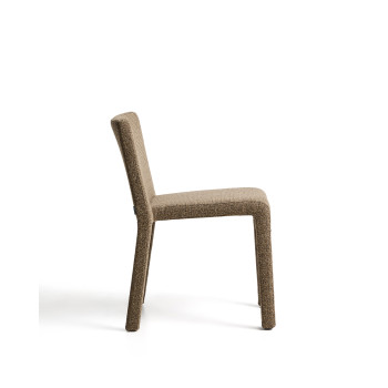 Chaise empilable Loria en chenille marron chocolat certifiée FSC 100%