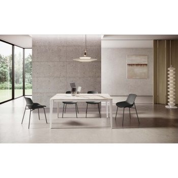 Chaise en acier laqué NOA par Ingenia Casa