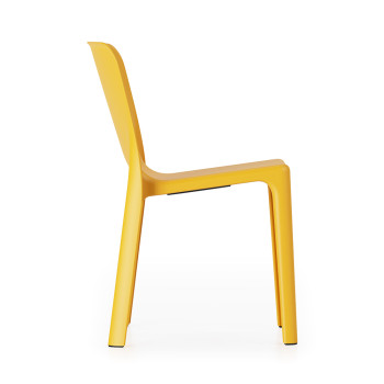 Chaise en polypropylène LINNÉA Infiniti