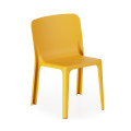 Chaise en polypropylène LINNÉA Infiniti