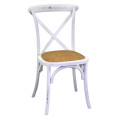 Chaise en bois Cross avec assise empilable en tissu Vacchetti blanc antique tressé