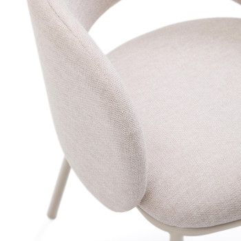 Chaise Maina beige avec pieds en acier et finition beige FSC Mix Credit