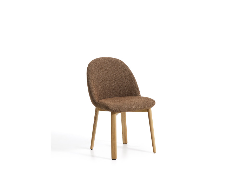 Chaise Meila en chenille terracotta et pieds en chêne massif finition naturelle