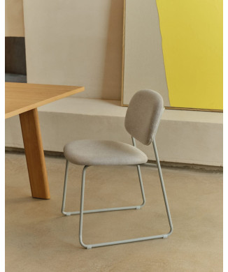 Chaise Meli en chenille beige et structure en métal beige FSC Mix Credit