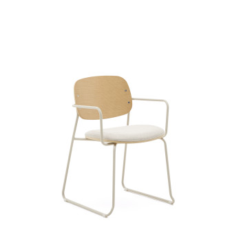 Chaise Meli en placage frêne avec assise en chenille beige et structure en métal beige. Crédit FSC Mix.
