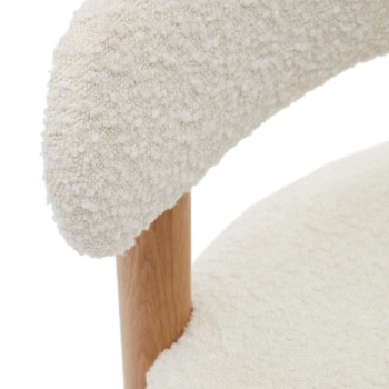 Chaise Nebai en tissu bouclé