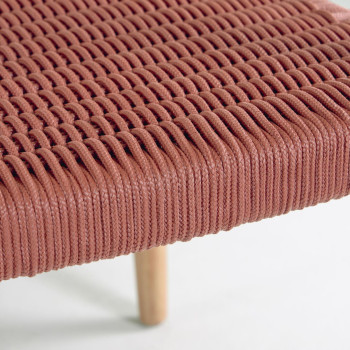 Chaise Nina en bois d'acacia massif et corde, en acacia couleur terre cuite et corde