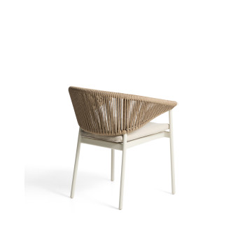 Chaise Zuara en aluminium écru et corde synthétique marron