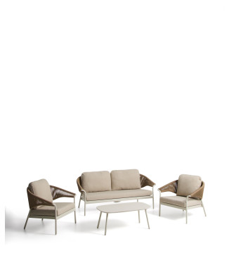 Ensemble Zuara comprenant un canapé 3 places, 2 fauteuils et une table d'extérieur en aluminium écru et corde synthétique marron.