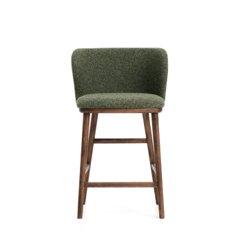 Tabouret Ciselia en chenille épaisse vert foncé et pieds en frêne massif finition noyer.