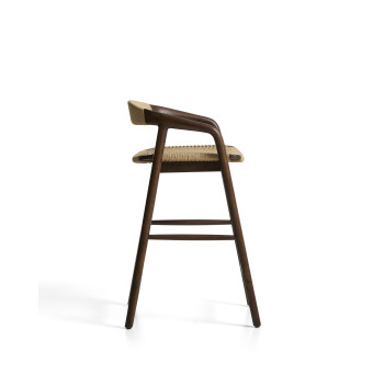 Tabouret Derile en chêne massif finition noyer et corde en papier beige, certifié FSC Mix, 65 cm
