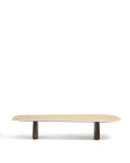 Table basse Pirita en travertin beige et pieds en chêne massif avec finition